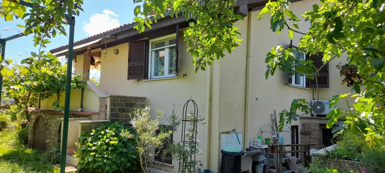 Il Glicine Hotel Sutri Bagian luar foto